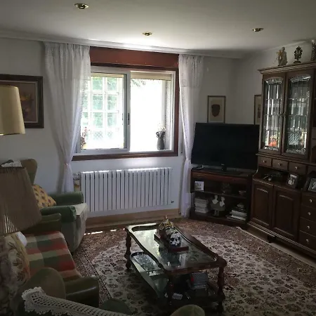Casa Espinedo Карбаллино