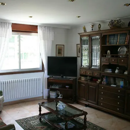 Casa Espinedo Карбаллино